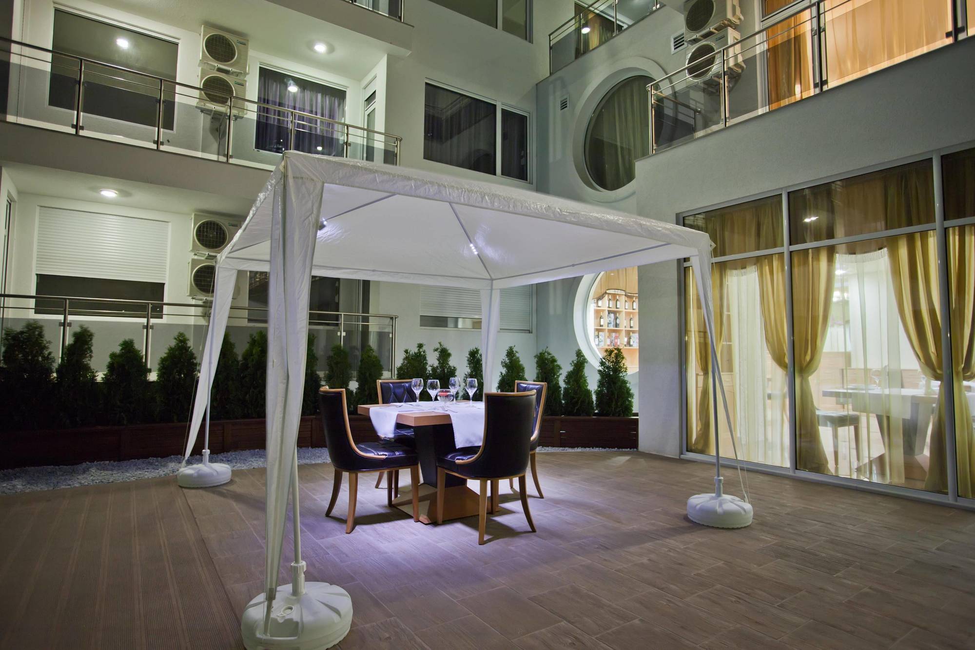 Hotel Incognito Pomorie Exterior foto